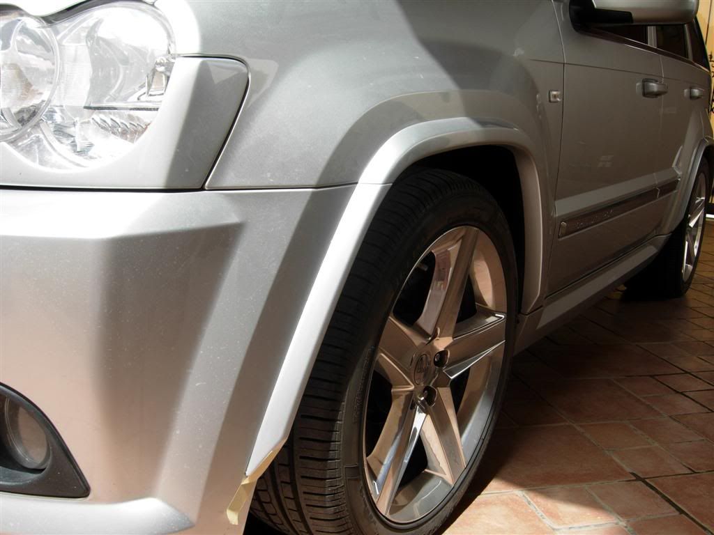 Pic of export fender flares installed Cherokee SRT8 Forum